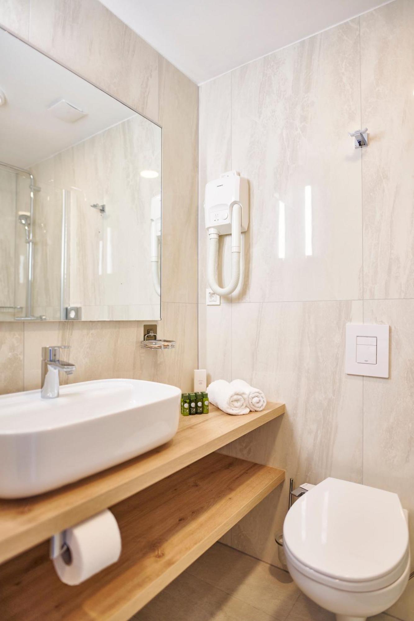 Colentum Resort Murter Room photo